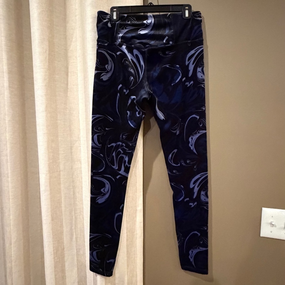 Athleta Velvet Elation Tight Legging Black & Blue Swirl, High Rise, Size Large T